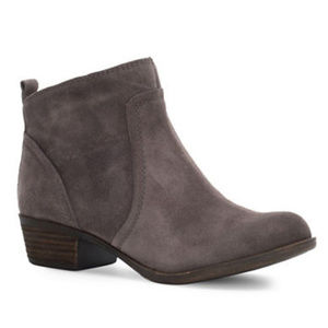 NWT Lucky Brand Baird Suede Booties